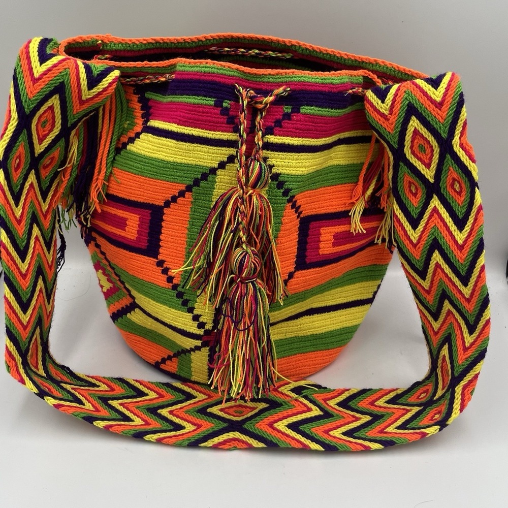 Vibrant Colorful Mochila Wayuu Handbag Purse Handmade Original Unique Boho Fun - Picture 15 of 16